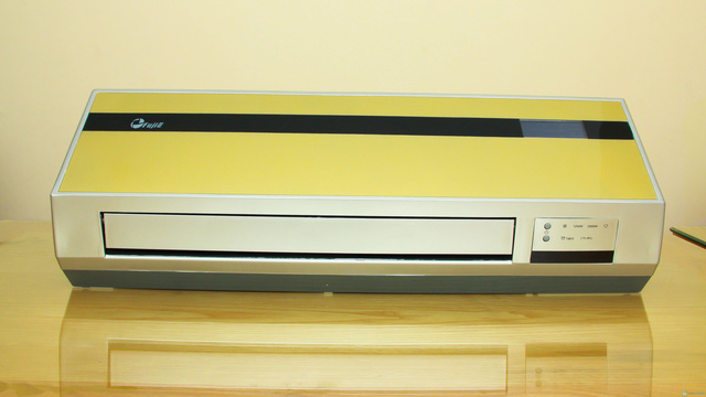 Máy sưởi gốm FujiE CH-2500
